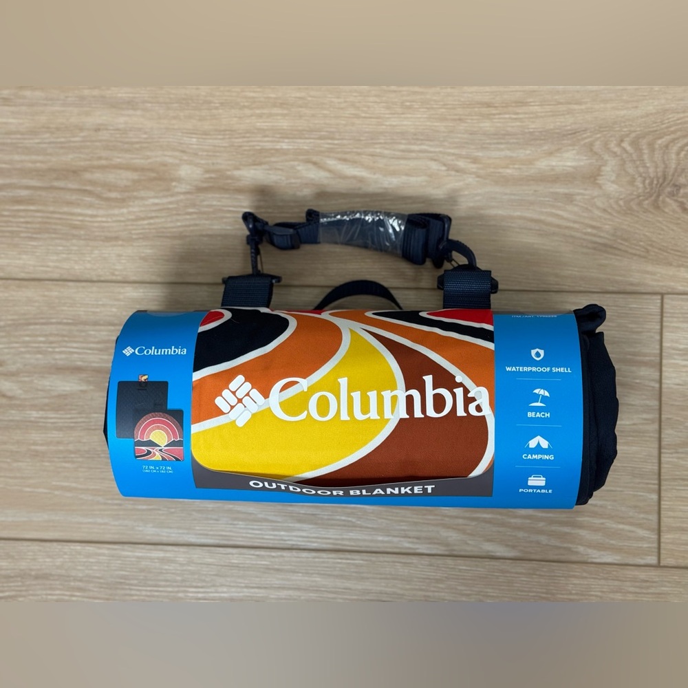 NWT Columbia Outdoor Blanket ORANGE Picnic Beach Games Park Camping Hiking
